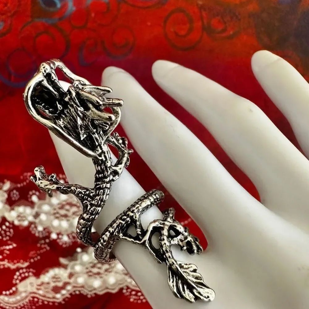 Dragon Wrap Statement Ring – Silver Tone Fantasy Gothic